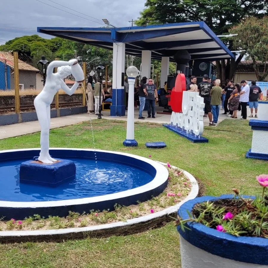 Caçapava finaliza reforma da locomotiva centenária do Museu Roberto Lee