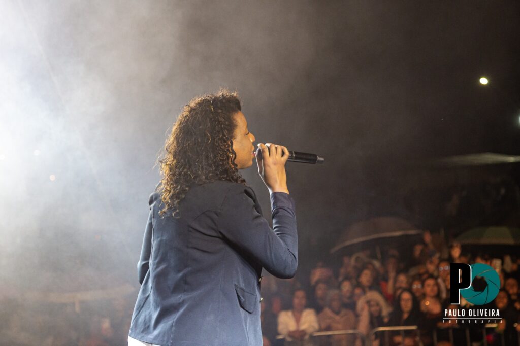 Show da Cantora Carine Rosa no 3º Festival de Inverno de Caçapava